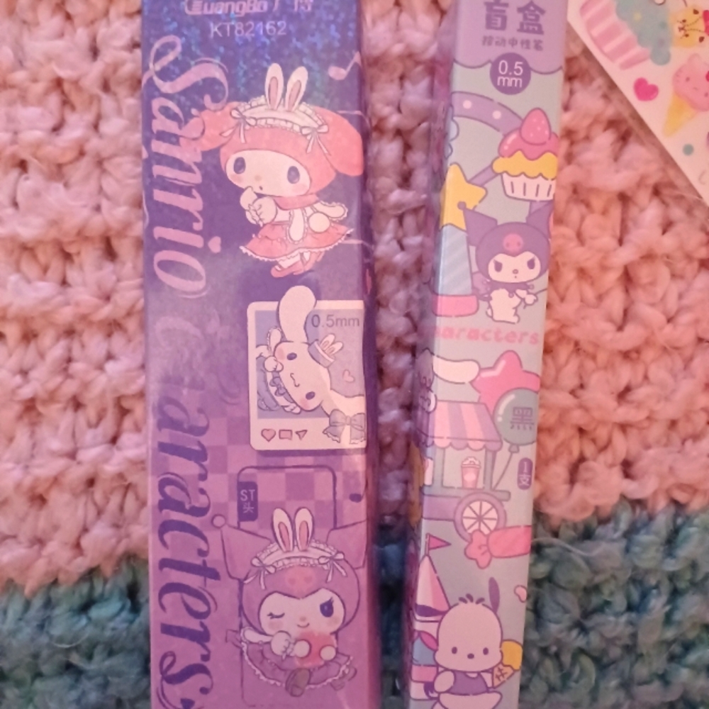 Hello Kitty's Mini Backpack & More - Picture 9 of 16